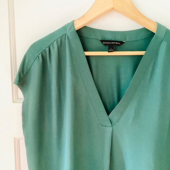 BANANA REPUBLIC Jade GREEN V-NECK SLEEVELESS TANK BLOUSE WOMENS Sz L minimalist - Picture 6 of 14